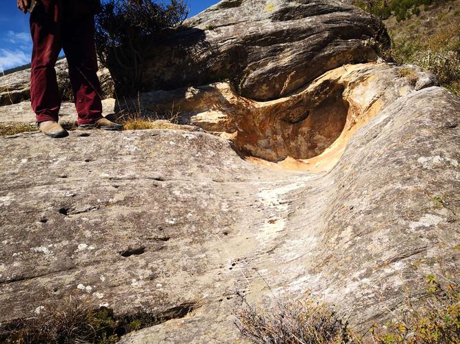 黑暗石洞逃脱手游下载_黑暗石洞逃脱官网下载_手机安卓苹果app