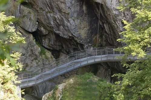 逃离斯科契扬溶洞游戏下载_逃离斯科契扬溶洞手游下载_逃离斯科契扬溶洞安卓苹果app