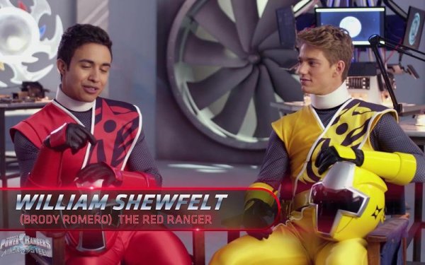 超能战士大乱斗下载官方版本_超能战士大乱斗手机版安卓苹果下载