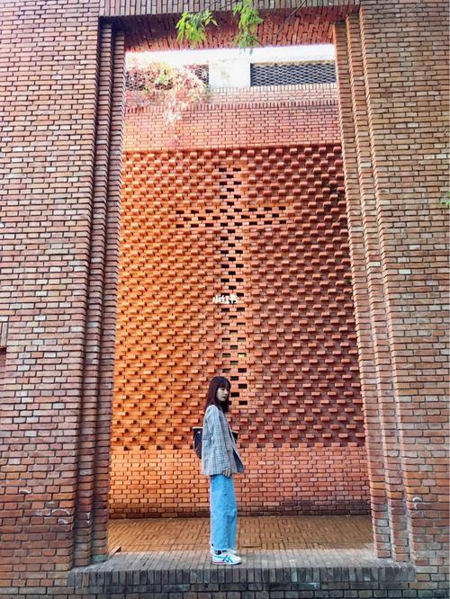 逃出红砖地下室游戏下载_逃出红砖地下室官网下载_手机安卓苹果app