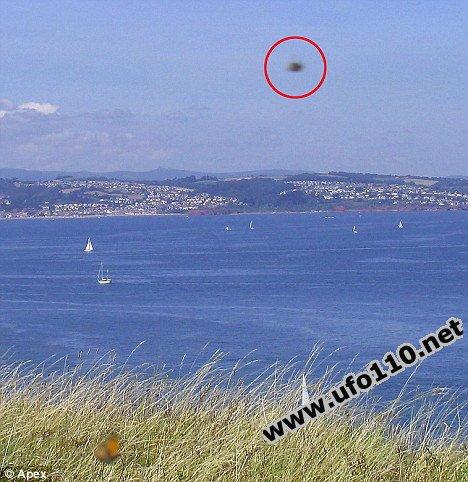 小鸡炮轰 UFO 无敌版手游下载_小鸡炮轰 UFO 无敌版官网下载_手机安卓苹果 app