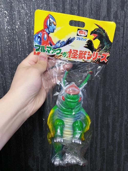 宇航员大战鼻涕虫3游戏下载_宇航员大战鼻涕虫3官网下载_手机安卓苹果app