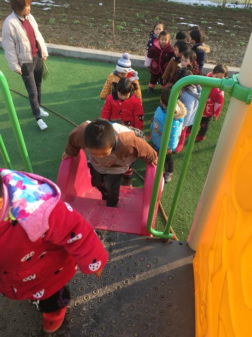 小可爱铺铁轨游戏下载_小可爱铺铁轨官网下载_安卓苹果app