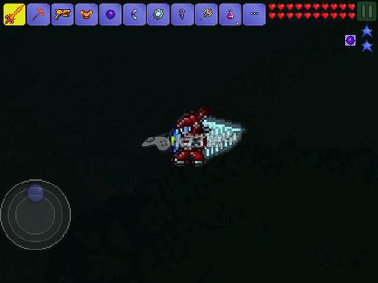 泰拉瑞亚翅膀怎么悬停