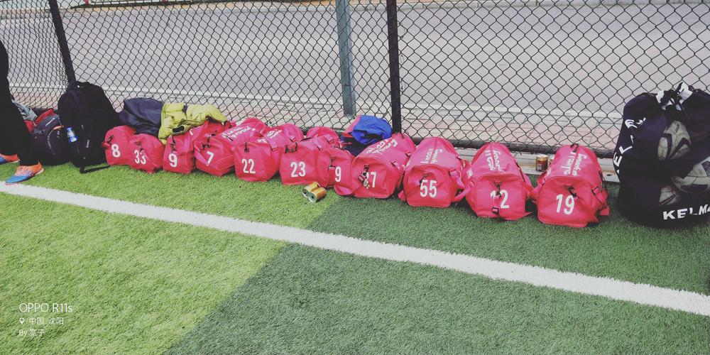 3人制足球赛玩官网下载app_3人制足球赛玩手游攻略_安卓苹果最新版本