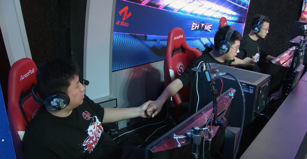 阿辰升龙拳盖帽绝杀714 《街头篮球》ADD大战2变3 阿辰升龙拳盖帽绝杀714 《街头篮球》ADD大战2变3