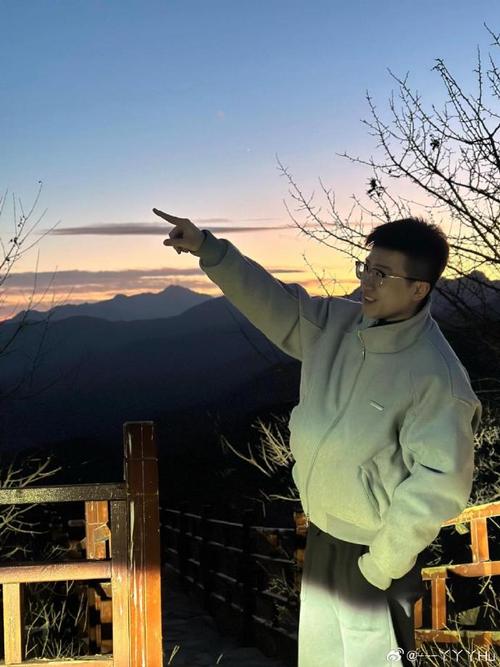 黑布隆冬最全游戏攻略解说_黑布隆冬最新游戏技巧通关