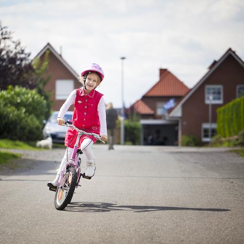 骑单车的女孩最全游戏攻略解说_骑单车的女孩最新游戏技巧通关