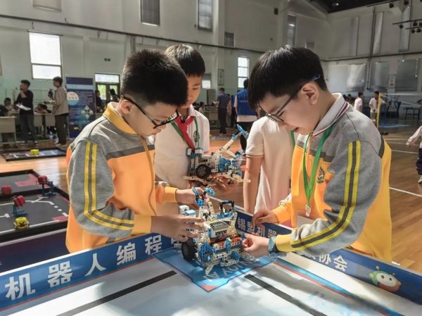 青少年机器人全方面攻略指南_青少年机器人最新玩法技巧汇总