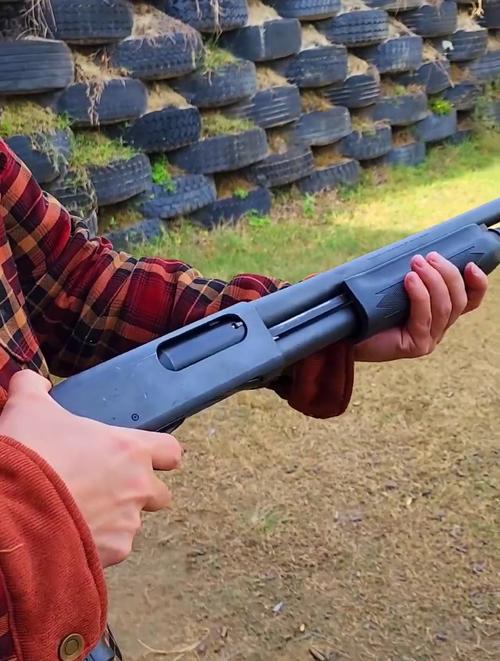 雷明顿870新手入门到精通全攻略_雷明顿870武器搭配及使用技巧