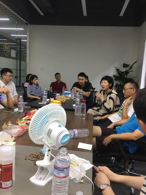 金莹莹最全游戏攻略解说_金莹莹最新游戏技巧通关