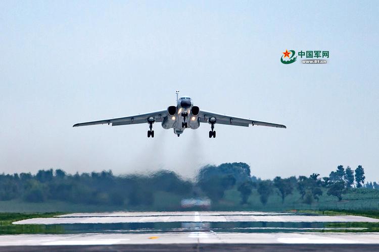 轰18属性技能详解及获取攻略_轰18实战技巧与高分秘籍