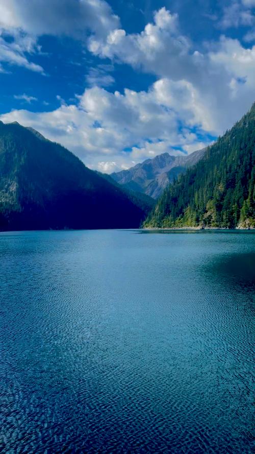 大湖乡之谜游戏下载_大湖乡之谜手游下载_大湖乡之谜安卓苹果app下载