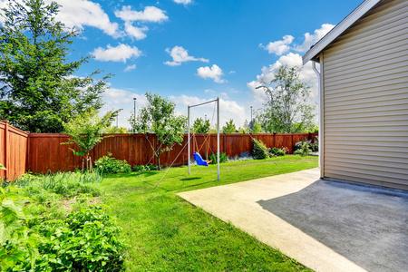 后院草坪逃脱手游下载_后院草坪逃脱官网下载_手机安卓苹果app