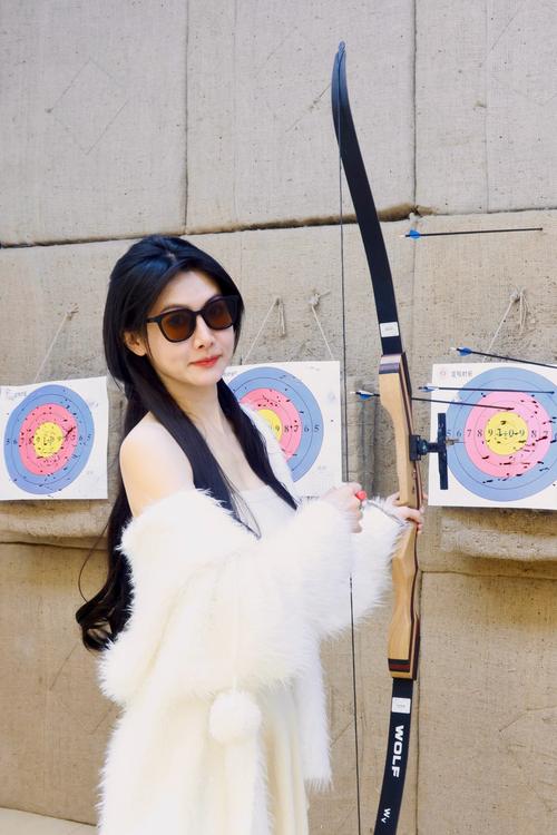 美女射箭最全游戏攻略解说_美女射箭最新游戏技巧通关