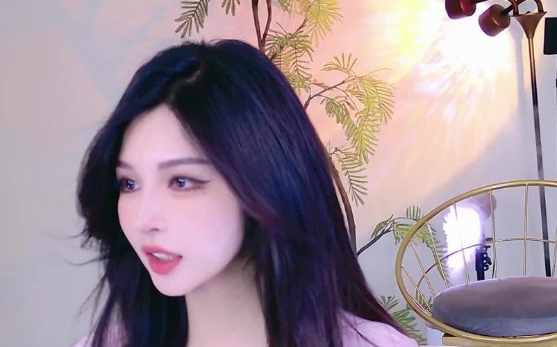 美女cc最全游戏攻略解说_美女cc最新游戏技巧通关