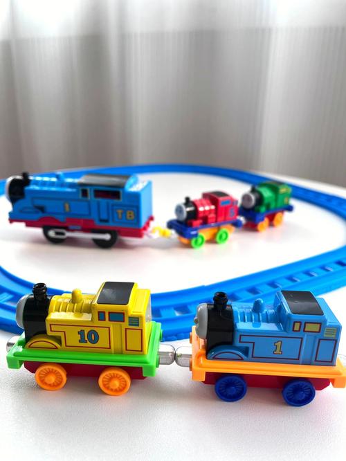 组装托马斯小火车最全游戏攻略解说_组装托马斯小火车最新游戏技巧通关