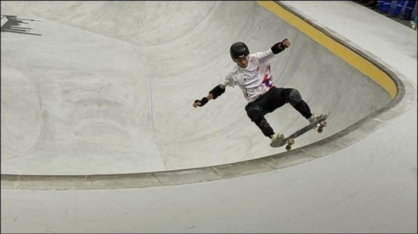 滑板男孩最全游戏攻略解说_滑板男孩最新游戏技巧通关