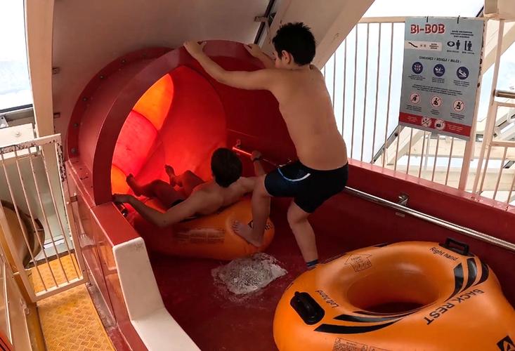 水滑梯最全游戏攻略解说_水滑梯最新游戏技巧通关