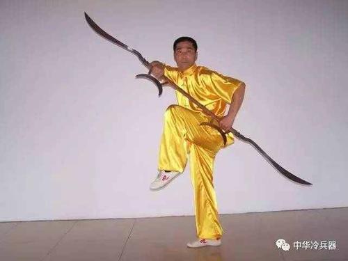 日月刀超详细攻略_日月刀最新技巧轻松通关