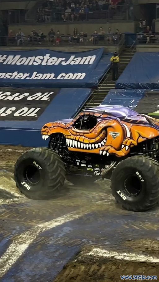 怪物大脚车最全游戏攻略解说_怪物大脚车最新游戏技巧通关