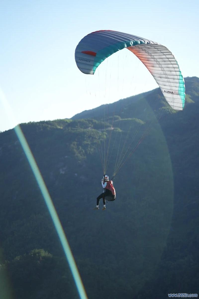 御风飞行最全游戏攻略解说_御风飞行最新游戏技巧通关
