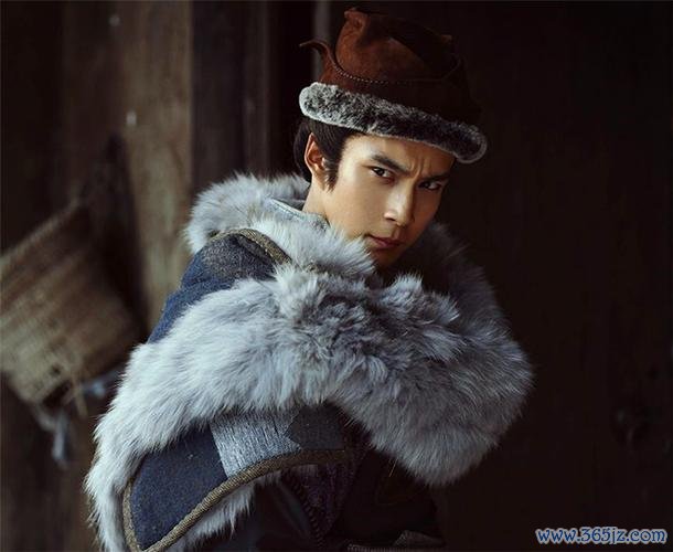 张霸最全游戏攻略解说_张霸最新游戏技巧通关