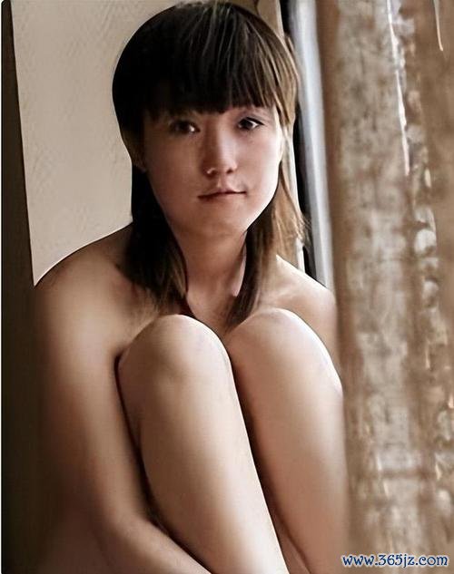 张筱雨巅最全游戏攻略解说_张筱雨巅最新游戏技巧通关