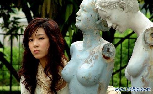 异冢最全游戏攻略解说_异冢最新游戏技巧通关